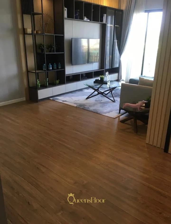 QueensFloor