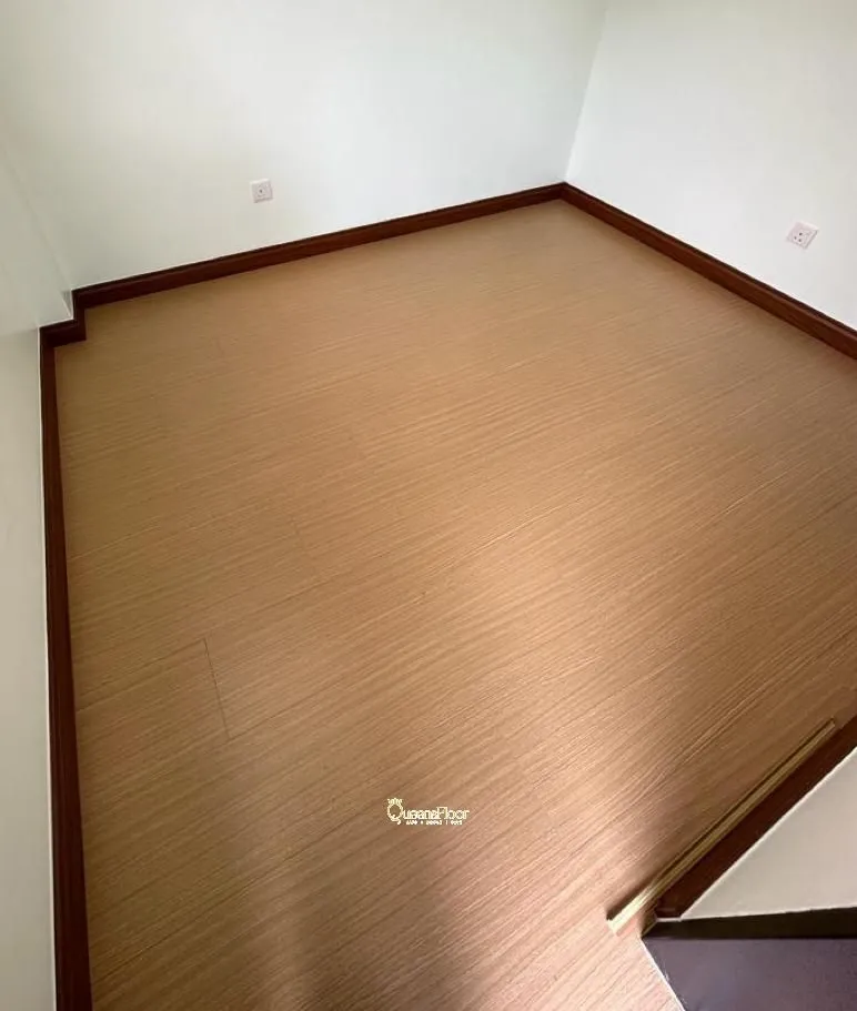 QueensFloor vs JENFloor