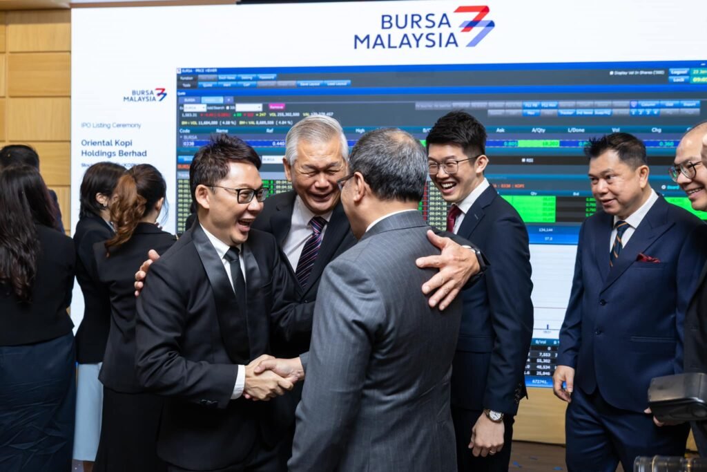 “拿督陈建丞”