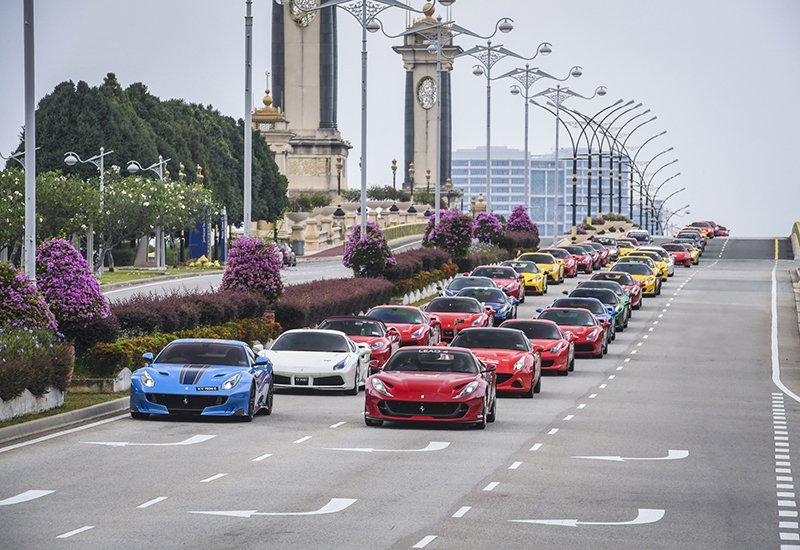 “马来西亚豪车出租”