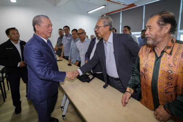 社会关注协议落实,能源合作执行成焦点