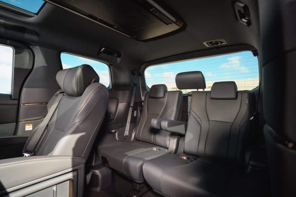 “Alphard租车服务”